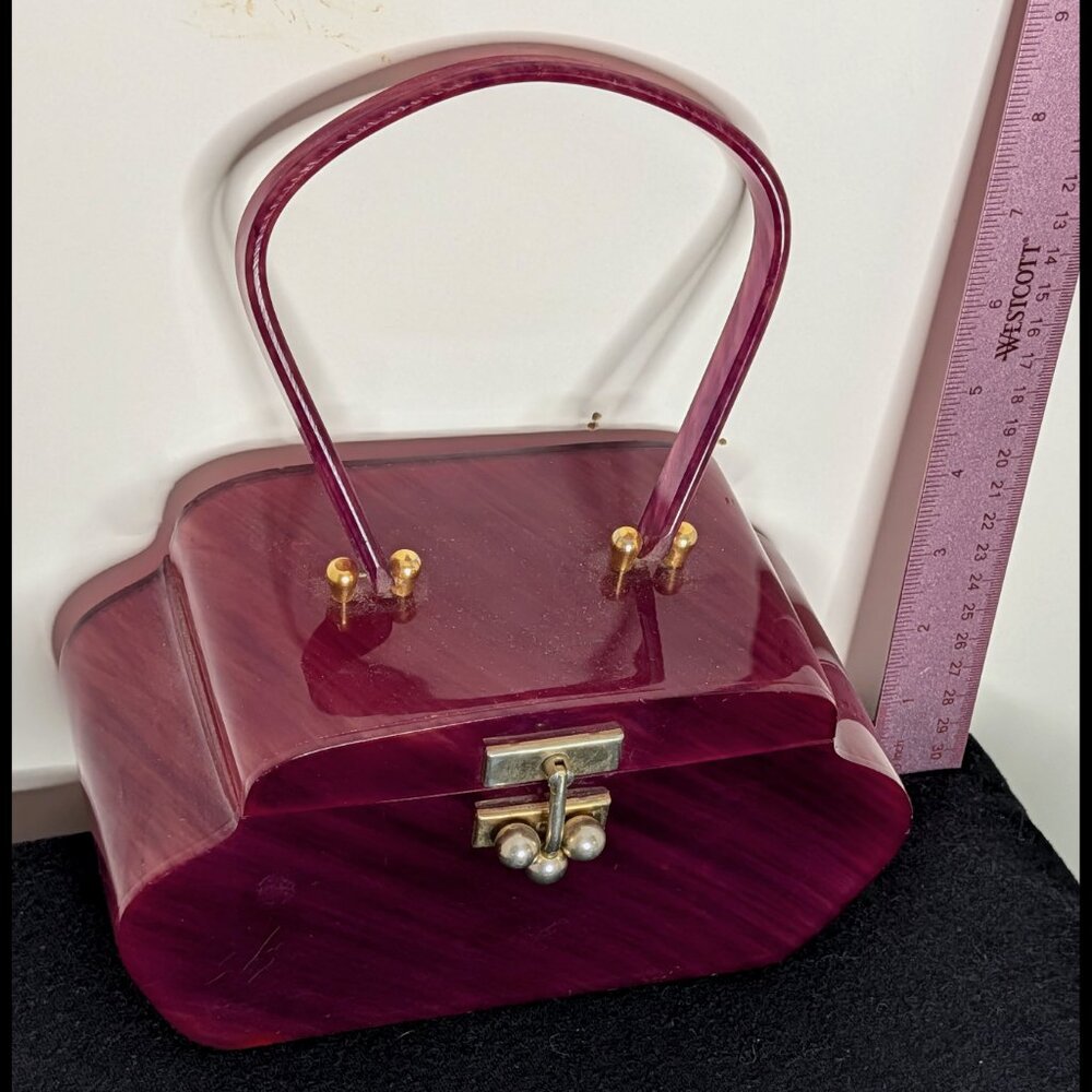 Wow PATRICIA OF MIAMI Wine Purple Lucite Purse from the 1950s, G-VG Condition